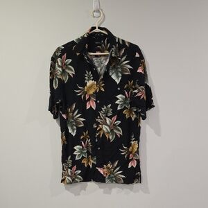 Van Heusen Resort Wear Rayon Hawaiian Print Men's Button Front Shirt